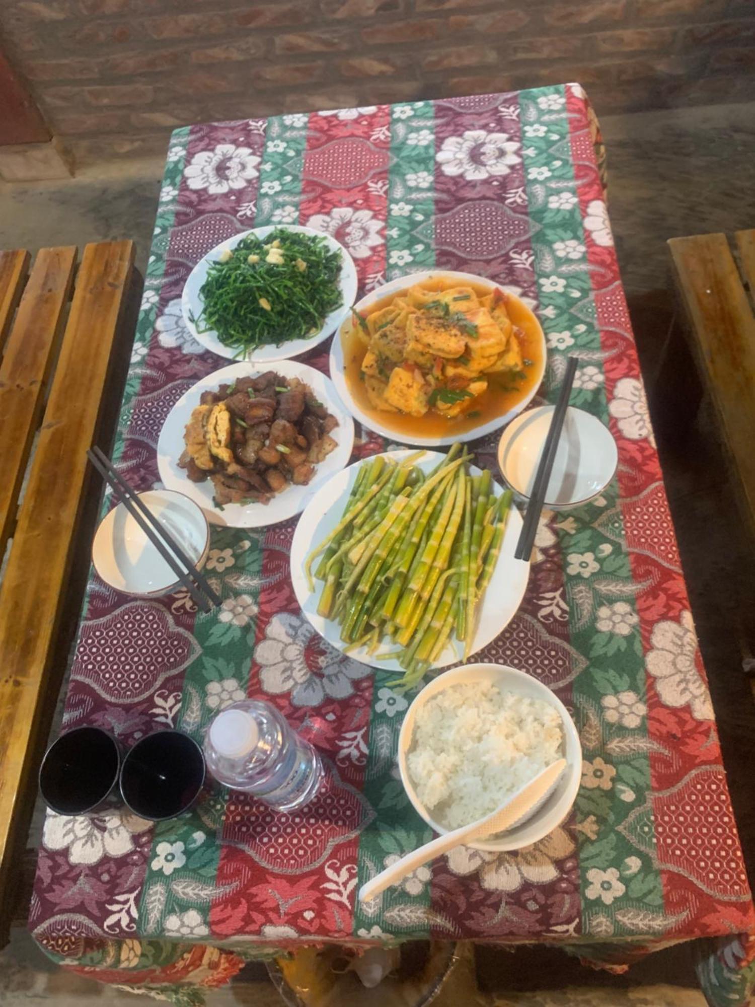 Lanh Sapa Homestay Exteriör bild
